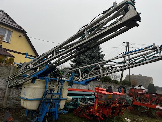 blanchard-zawieszany-01 blanchard-zawieszany-01