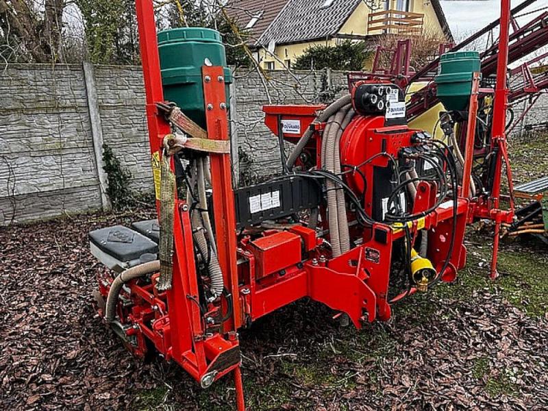 siewnik-punktowy-kuhn-1 siewnik-punktowy-kuhn-1